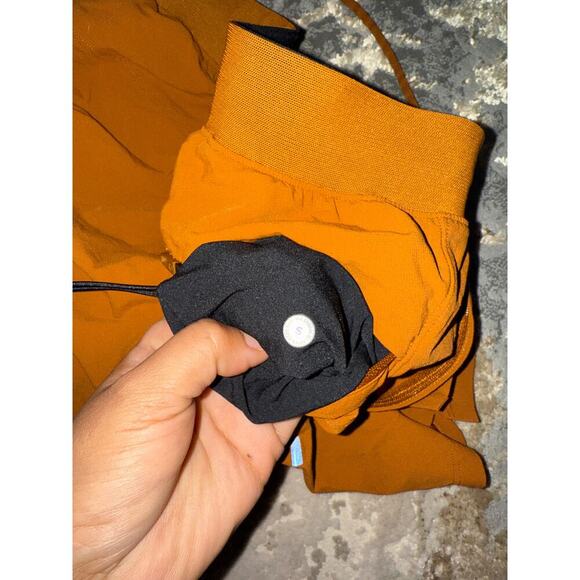 Lululemon License to Train Short 7" - Picture 3 of 4